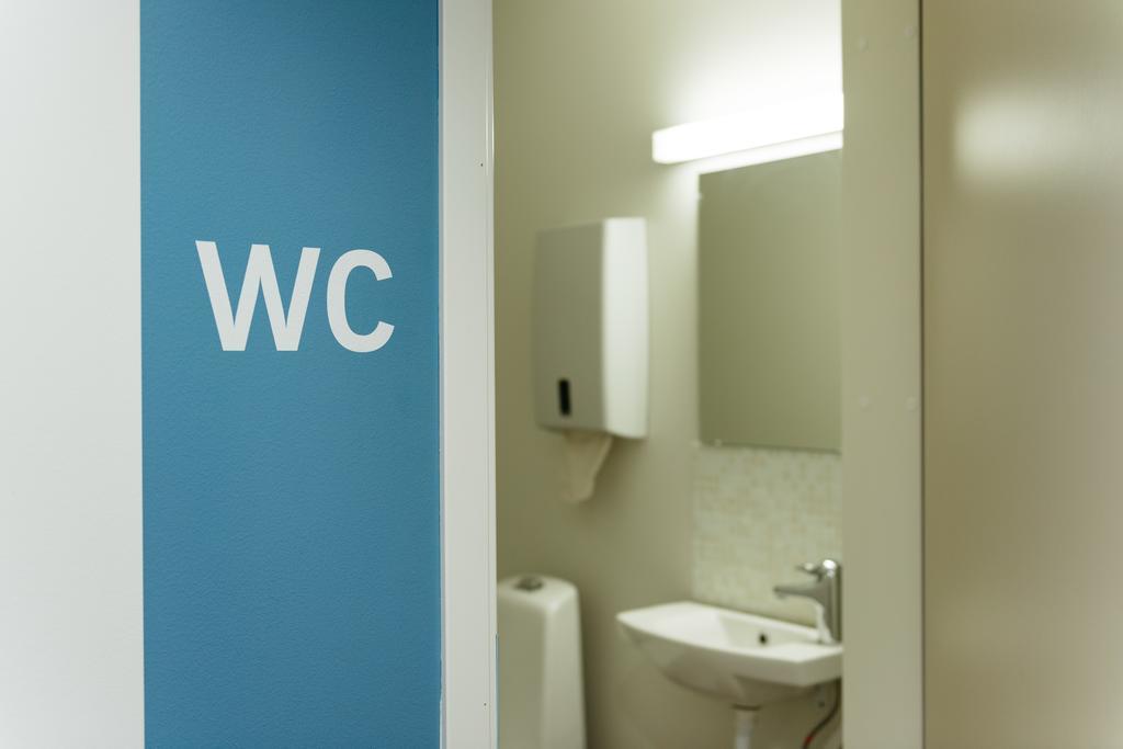 Oernskoeldsviks Gaesthamn Hostel Kültér fotó